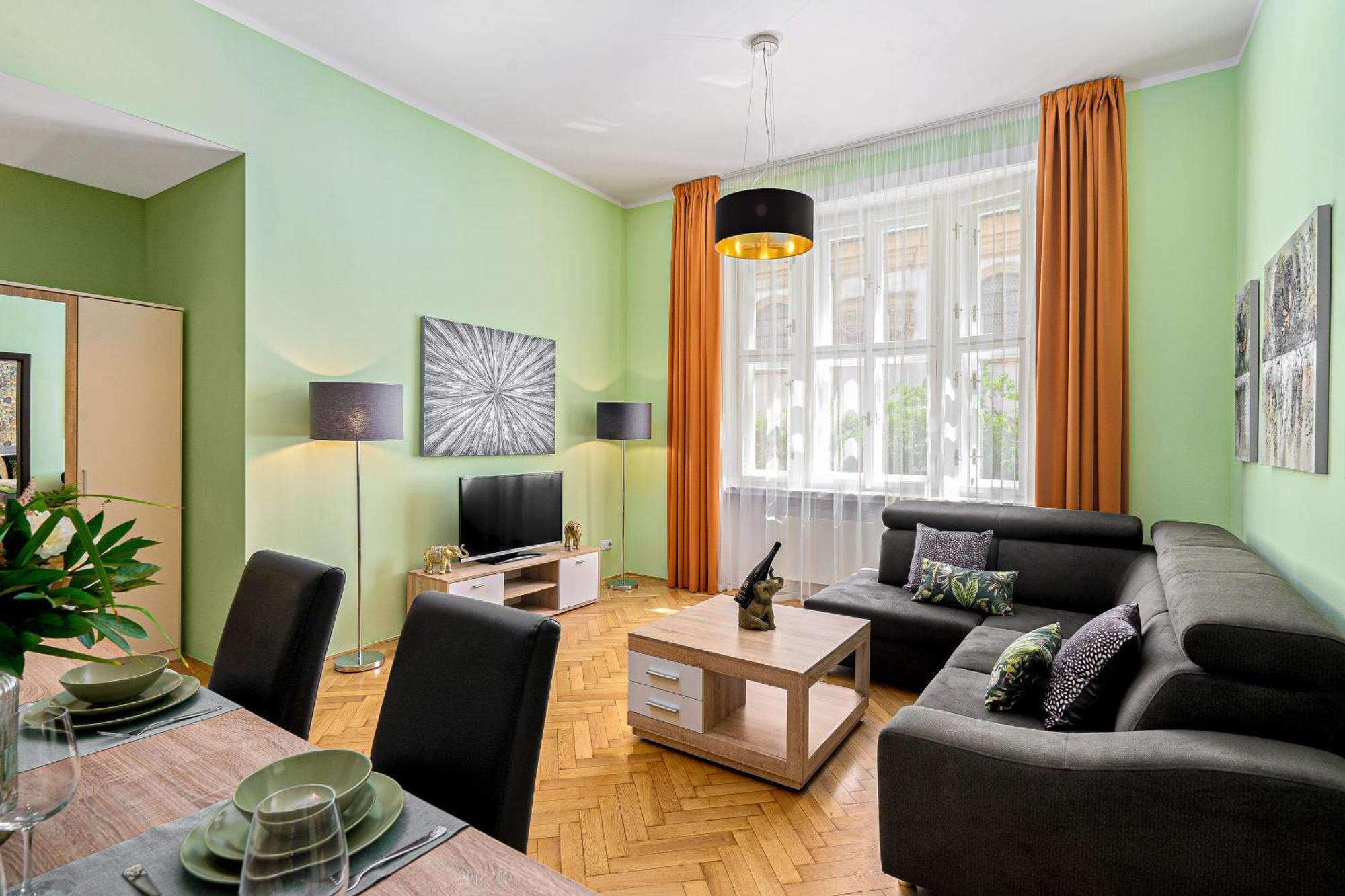 Oasis Apartments At Charles Square Прага Екстер'єр фото