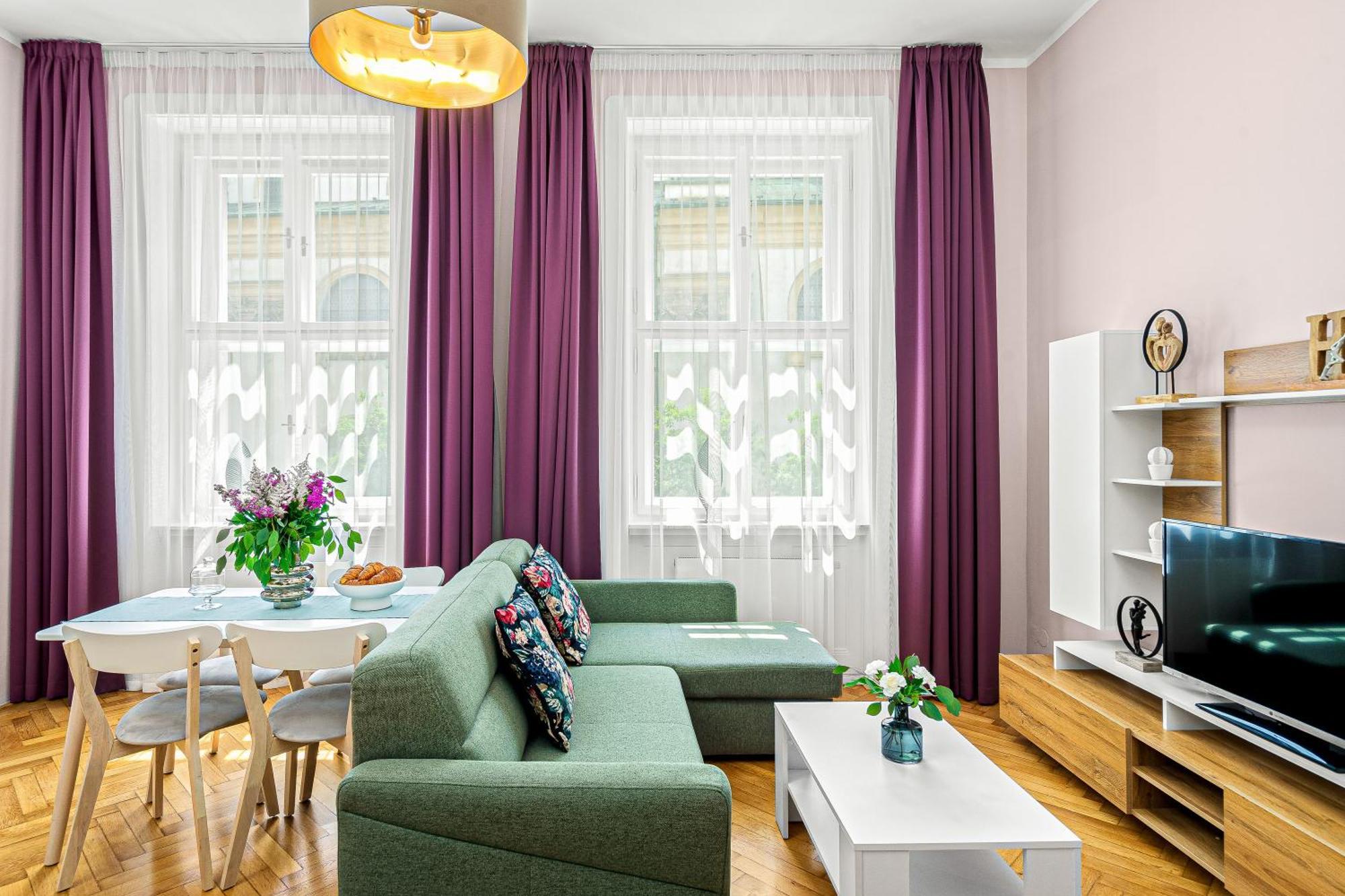 Oasis Apartments At Charles Square Прага Екстер'єр фото